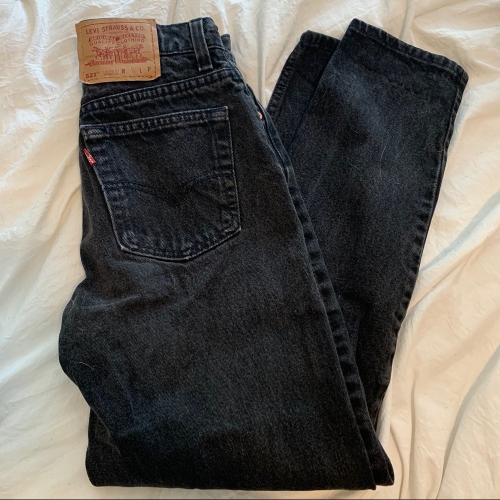 Vintage Black Levi’s 521